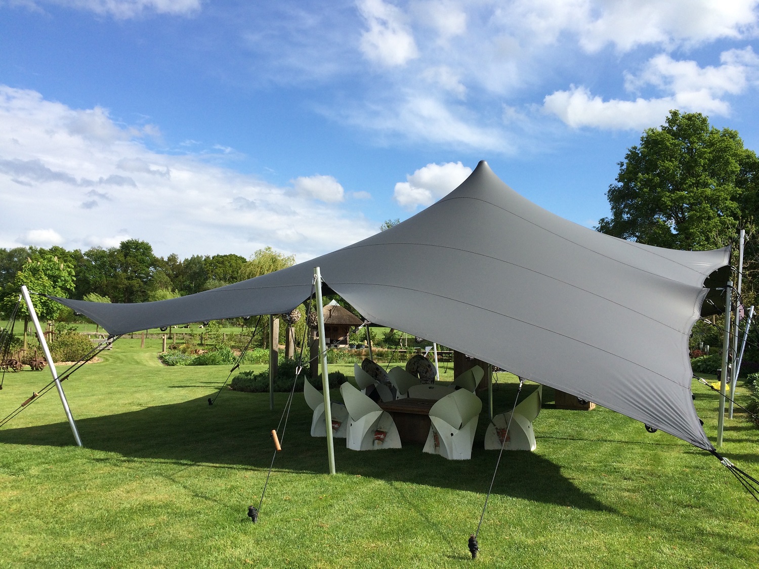 Stretchtent 7.5 x 10 m Stretchtent 7.5 x 10 m
