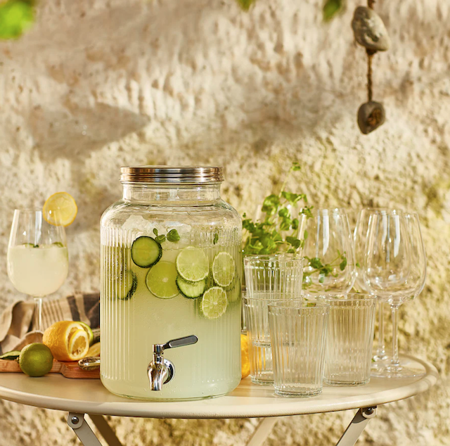 Drankendispenser cocktails & mocktails 5l. (incl. tapkraan en draaideksel) Drankendispenser cocktails & mocktails 5l. (incl. tapkraan en draaideksel)