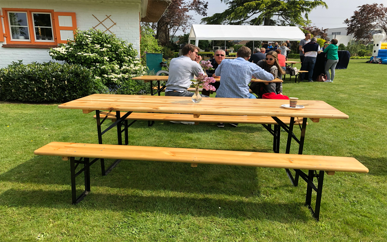 Biertafel 60x180cm zwart onderstel Biertafel 60x180cm zwart onderstel