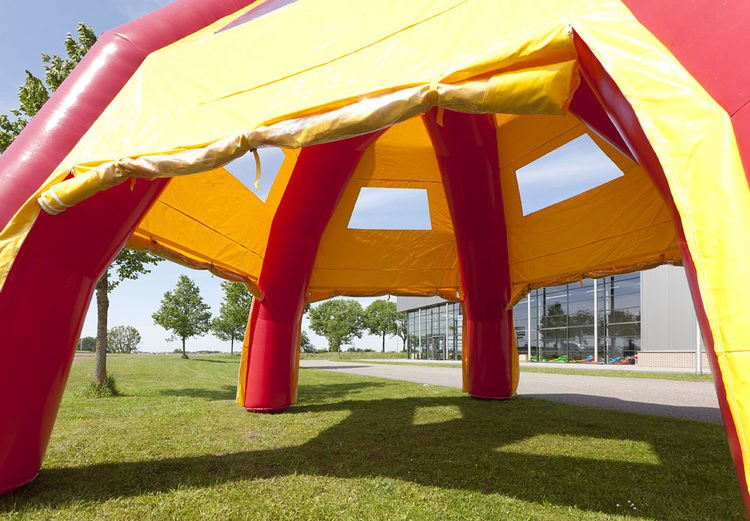 Spidertent 6.8m rood-geel Spidertent 6.8m rood-geel