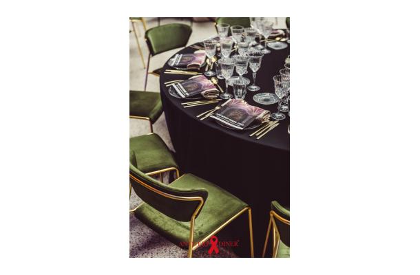 Stoel Velvet green - gold Stoel Velvet green - gold