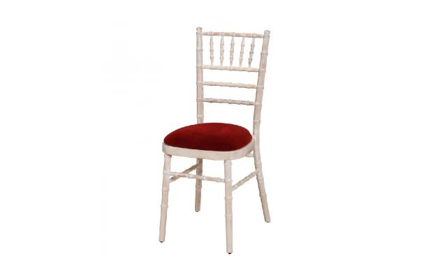 Stoel Napoleon geborsteld wit + kussen rood