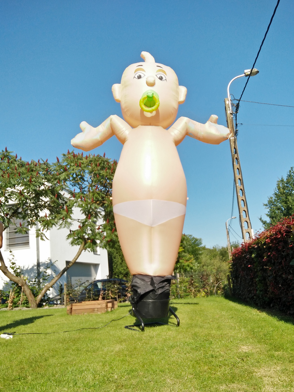 Opblaasfiguur Baby incl. blower