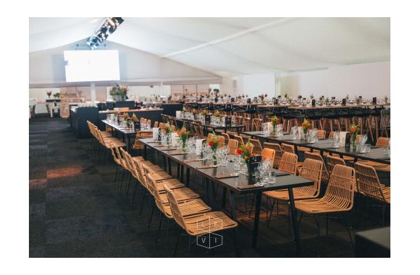 Tafel Long Island 230 zwart Low Tafel Long Island 230 zwart Low