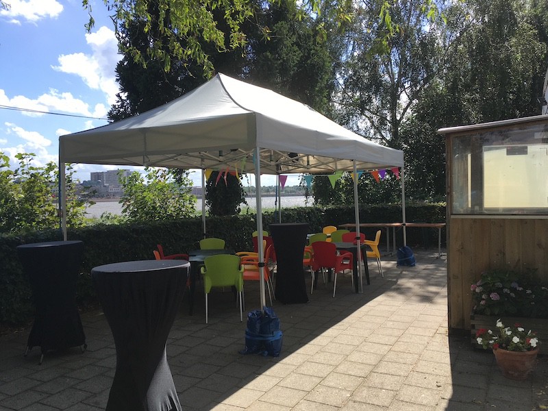 Vouwtent 3x6m grijs (zonder zijwanden) Vouwtent 3x6m grijs (zonder zijwanden)