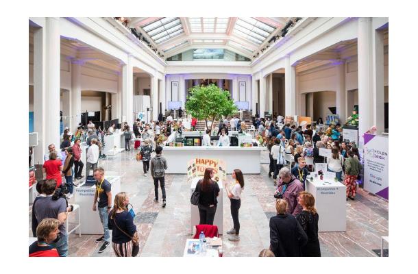 FÆK | Tree Ginkgo green two stems 350