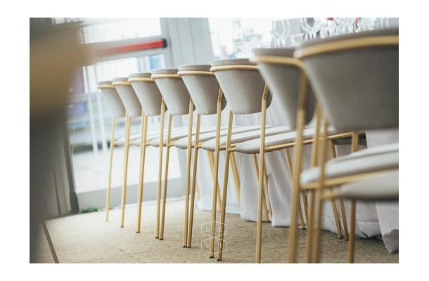 Stoel Velvet beige - gold Stoel Velvet beige - gold
