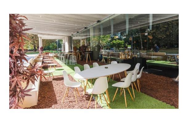Stoel Charles Eames Vitra wit Stoel Charles Eames Vitra wit