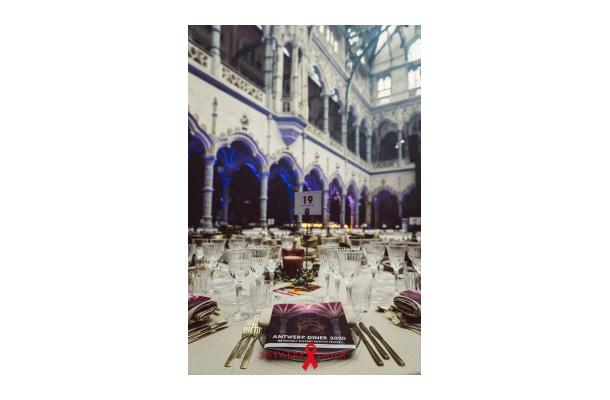 Tafelnummerhouder chroom H40 cm